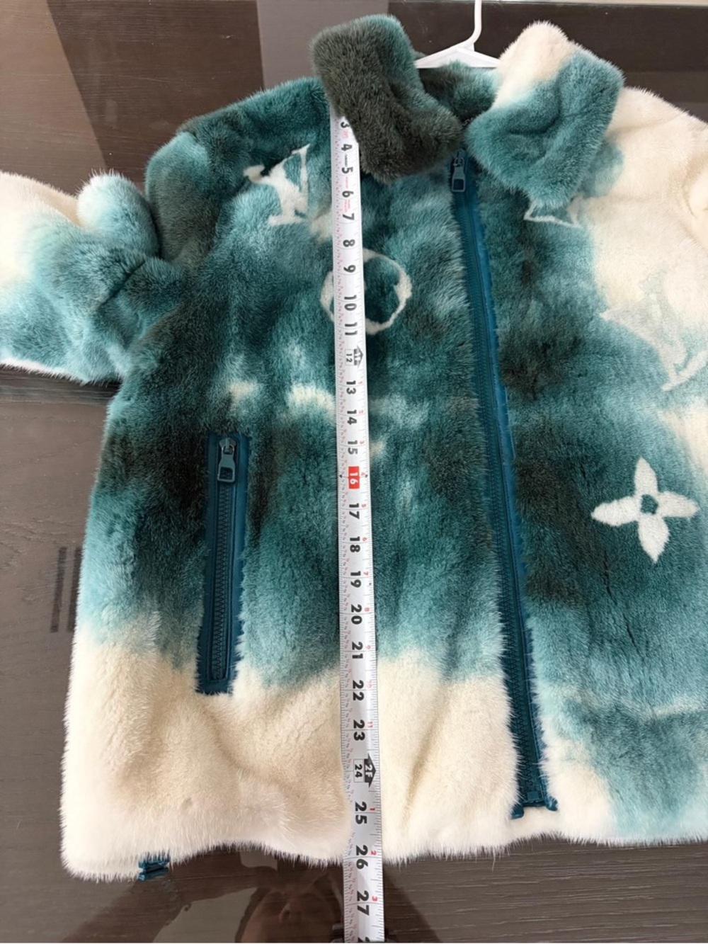 Louis Vuitton Spray Mink Bomber Jacket - Picture 8 of 12